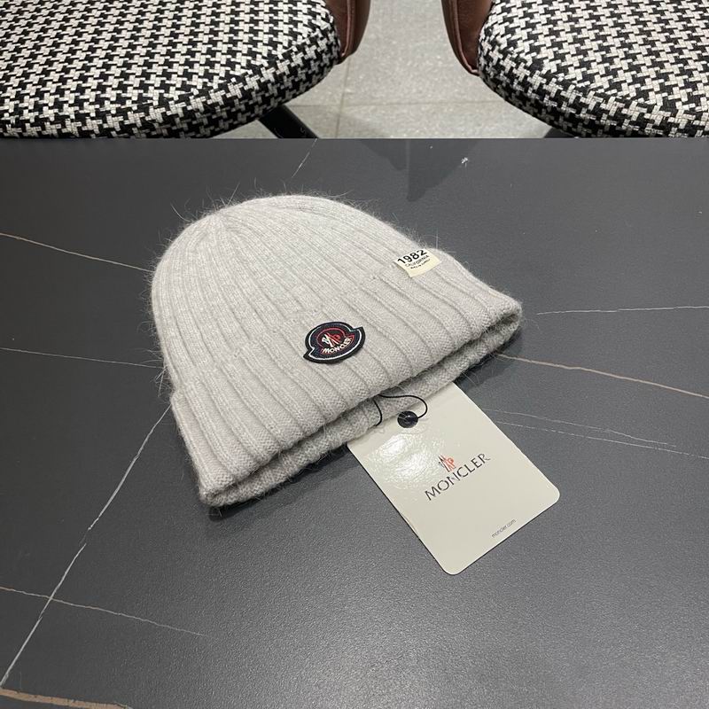 Moncler Hat (1630)