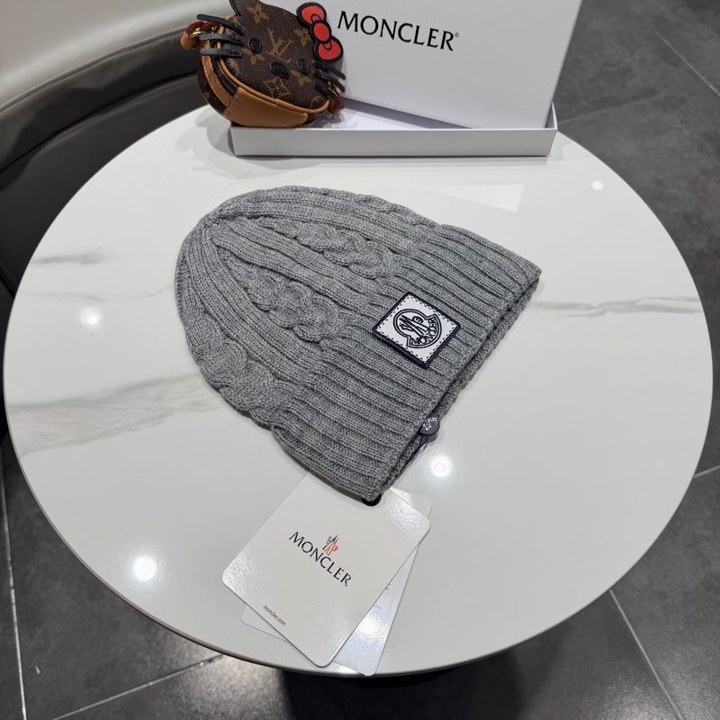 Moncler Hat (182)