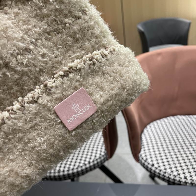 Moncler Hat (1825)