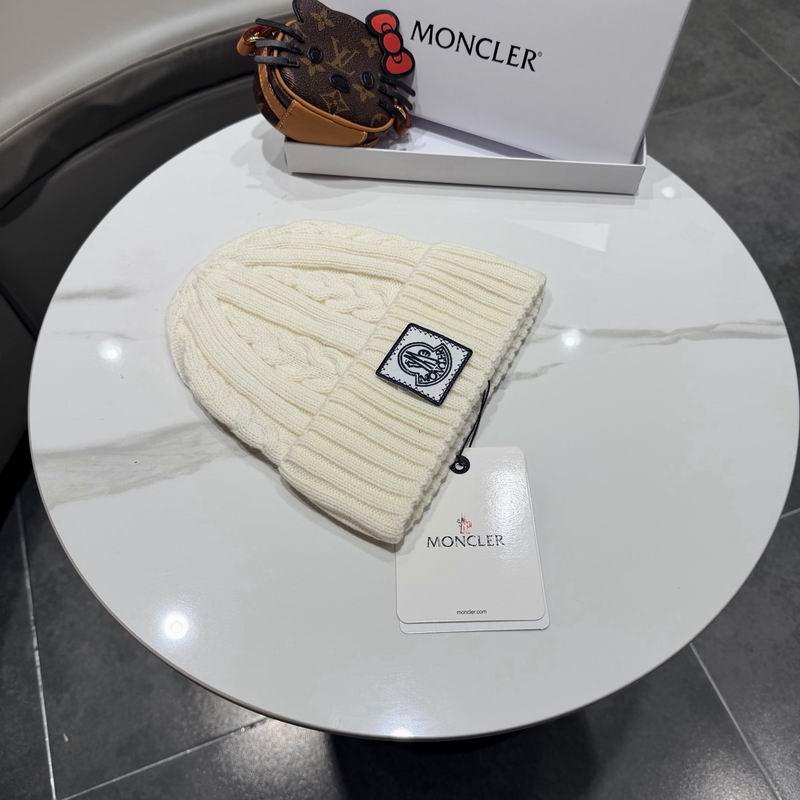 Moncler Hat (199)