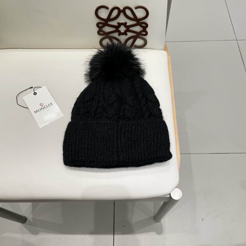 Moncler Hat (3107)
