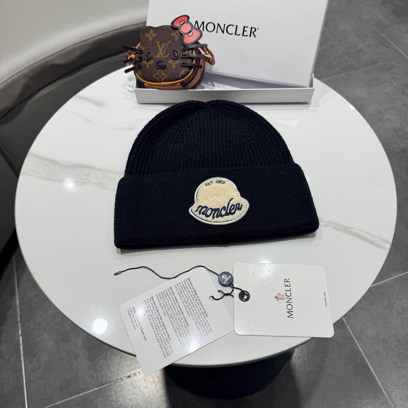 Moncler Hat (3522)