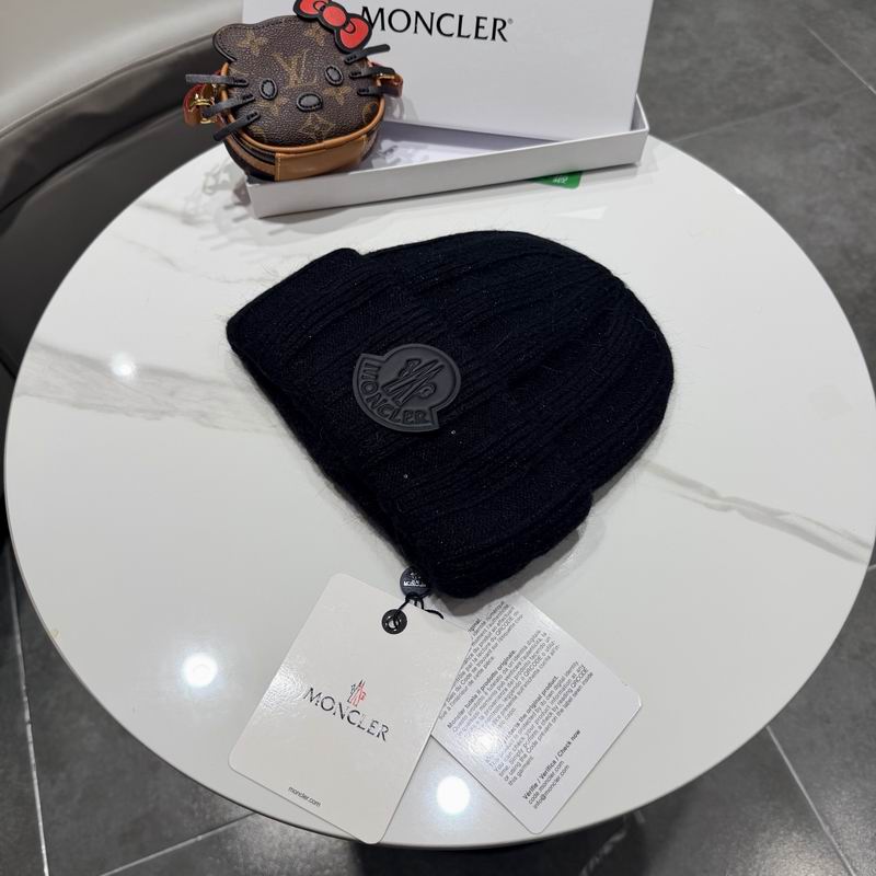 Moncler Hat (3611)