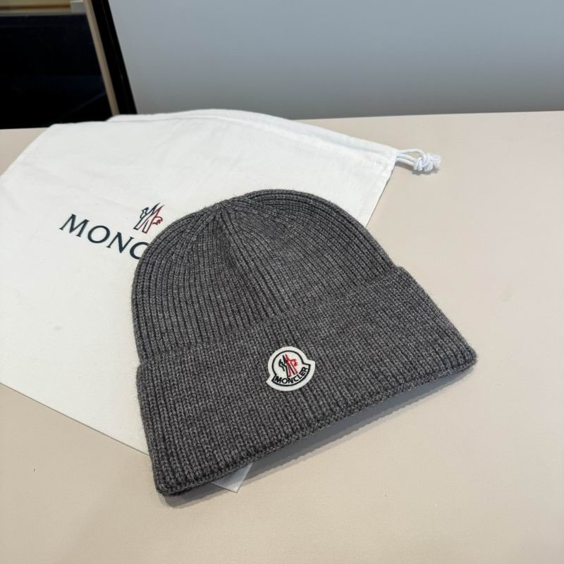 Moncler Hat (384)