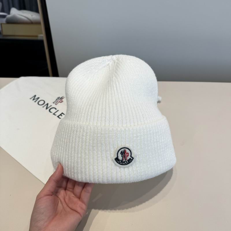 Moncler Hat (406)