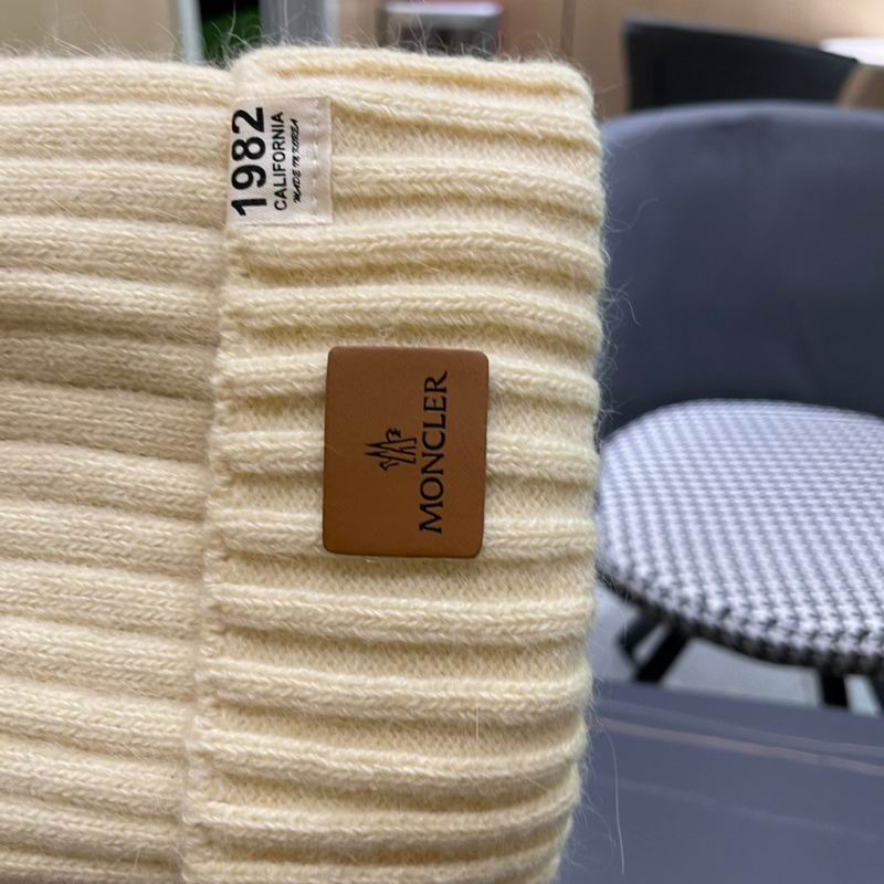 Moncler Hat (50)