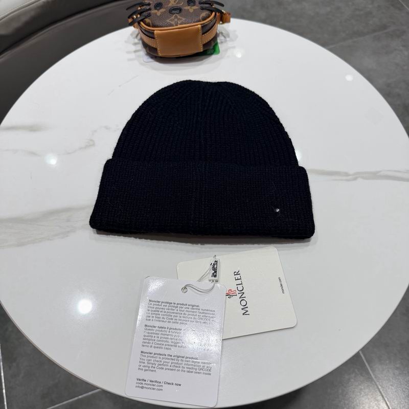 Moncler Hat (5240)
