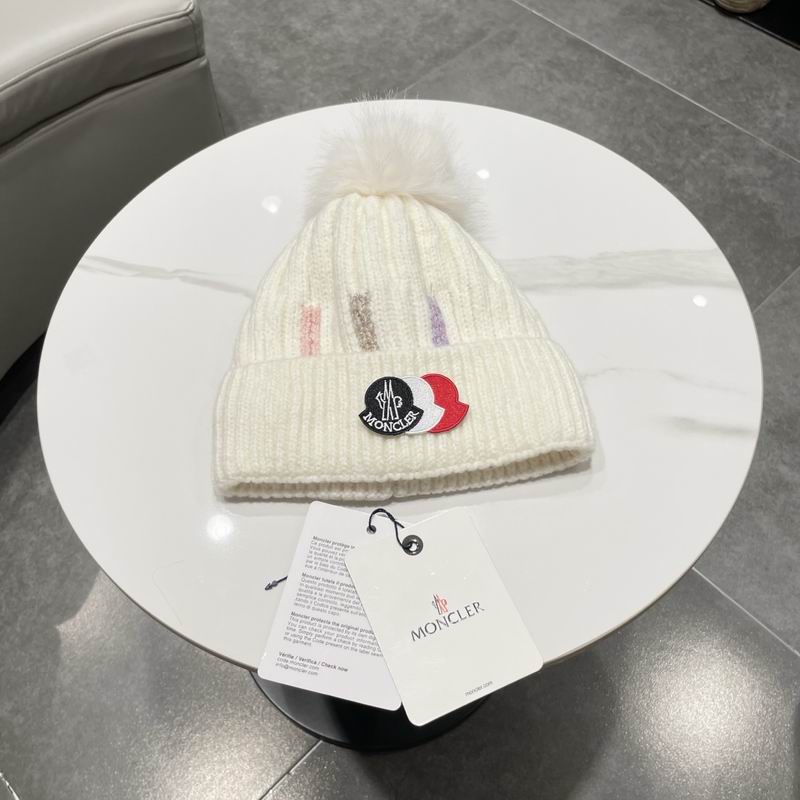 Moncler Hat (550)