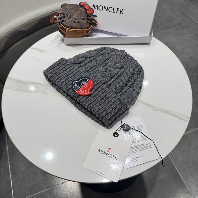 Moncler Hat (5670)