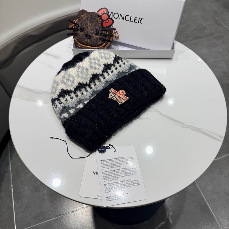 Moncler Hat (6890)