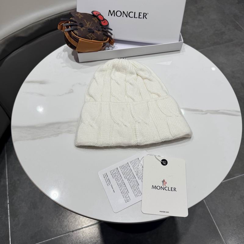 Moncler Hat (850)