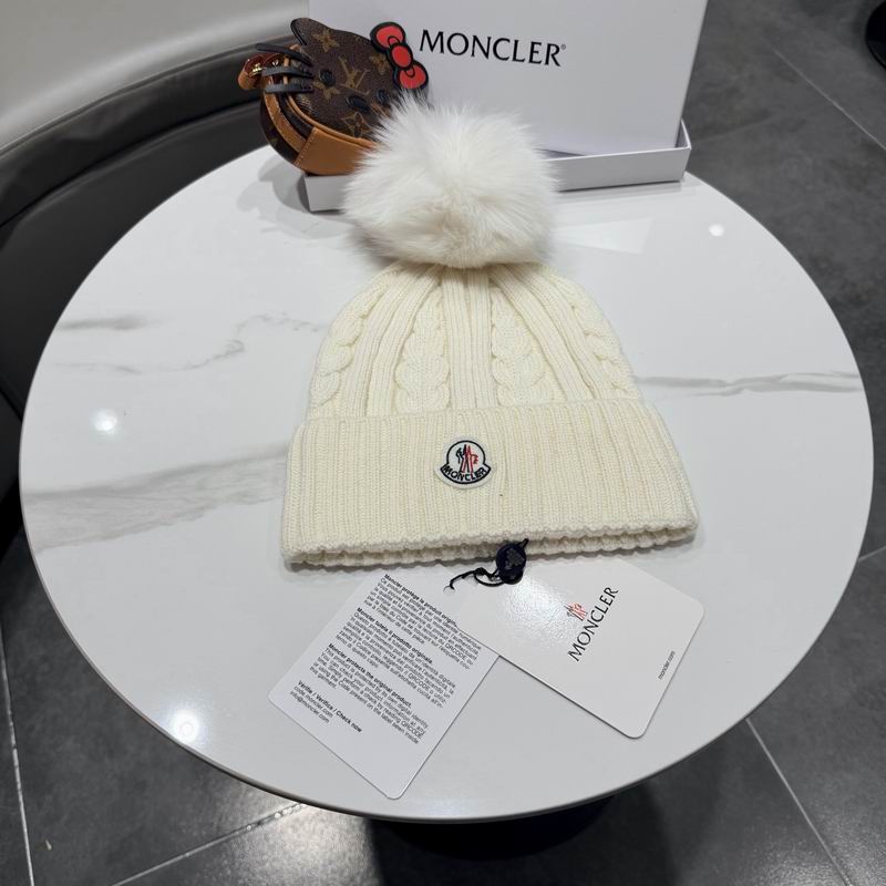 Moncler Hat (929)