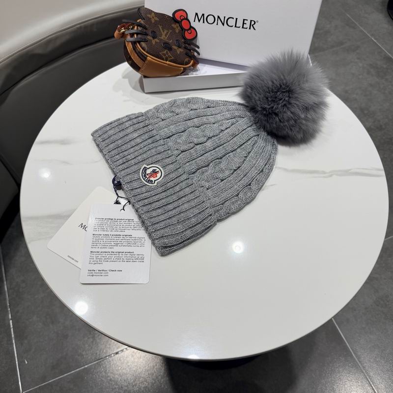 Moncler Hat (943)