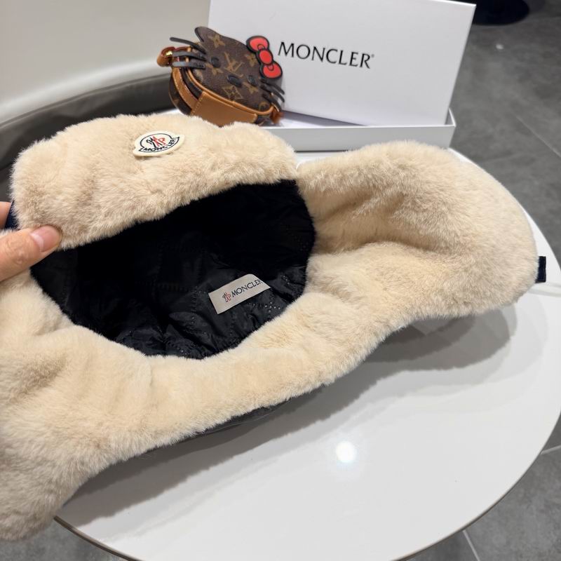 Moncler Hat (948)