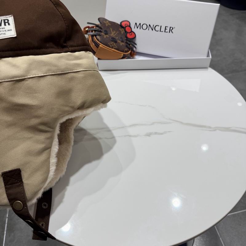 Moncler Hat (960)