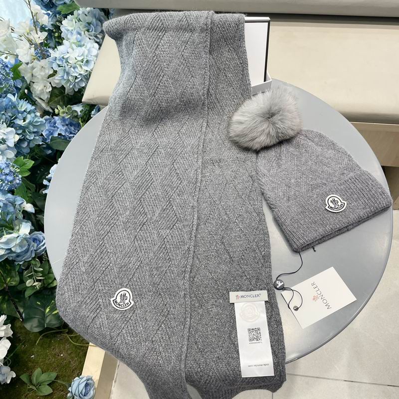 Moncler Scarf Hat (1092)