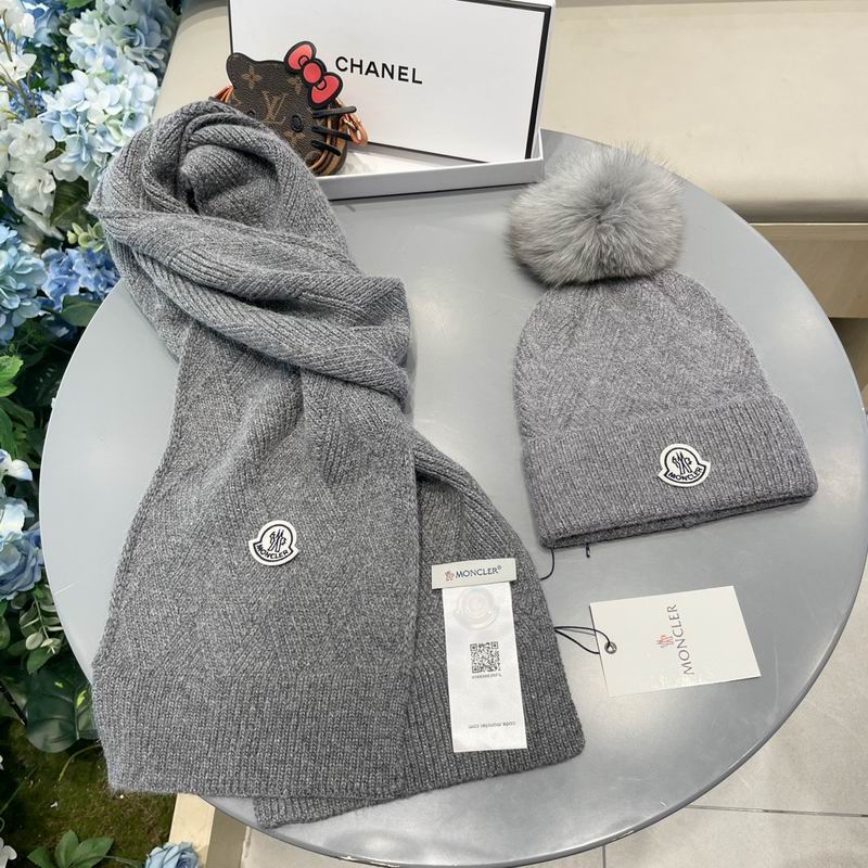 Moncler Scarf Hat (1095)