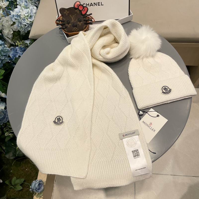 Moncler Scarf Hat (1101)