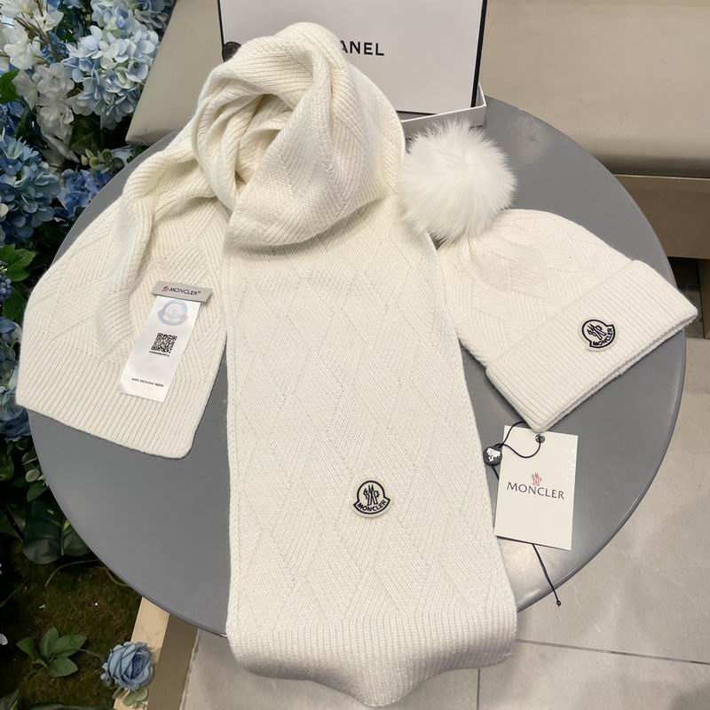 Moncler Scarf Hat (1102)