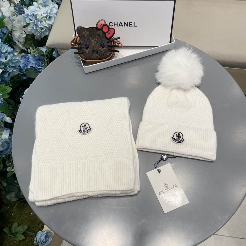 Moncler Scarf Hat (1107)