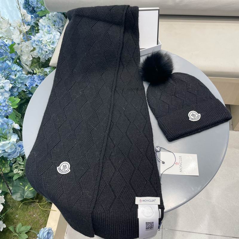Moncler Scarf Hat (1115)