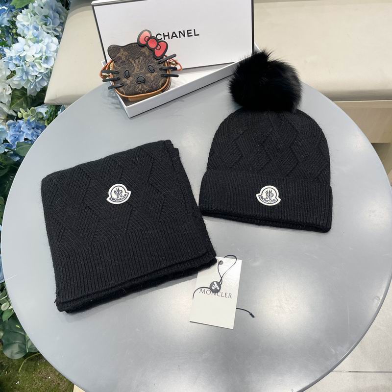 Moncler Scarf Hat (1116)