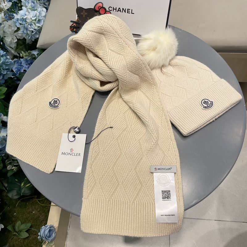 Moncler Scarf Hat (1121)