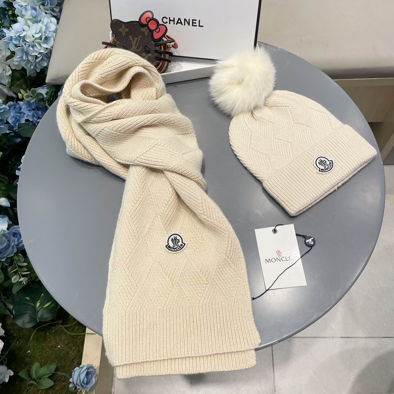 Moncler Scarf Hat (1123)