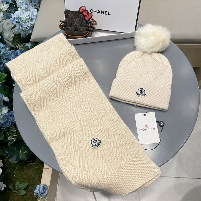 Moncler Scarf Hat (1124)