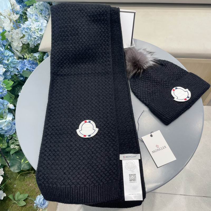 Moncler Scarf Hat (1199)