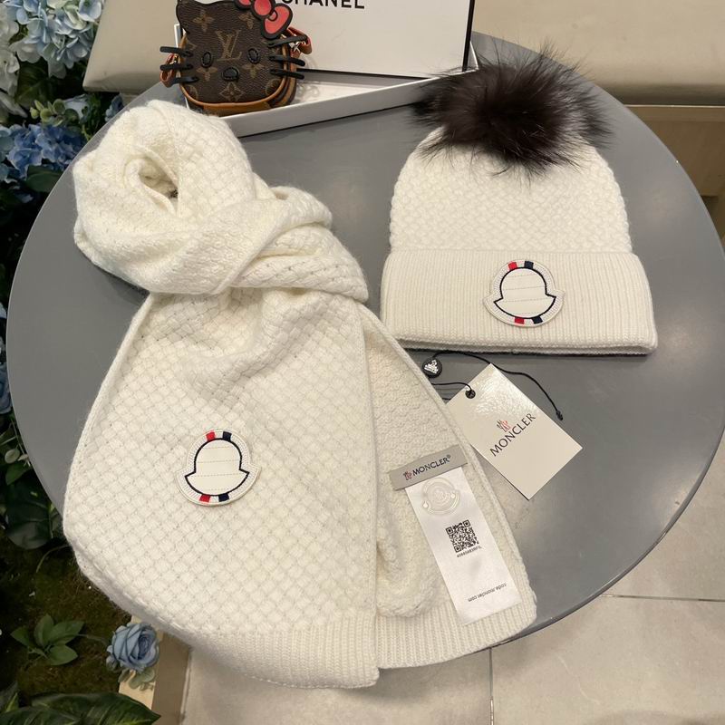 Moncler Scarf Hat (1231)