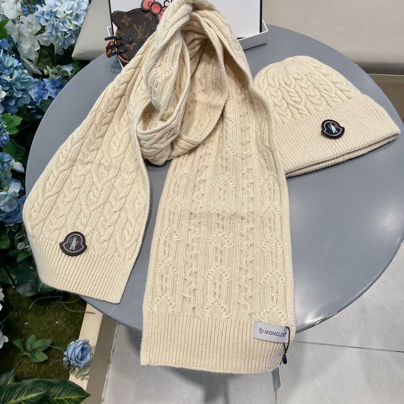 Moncler Scarf Hat (1237)