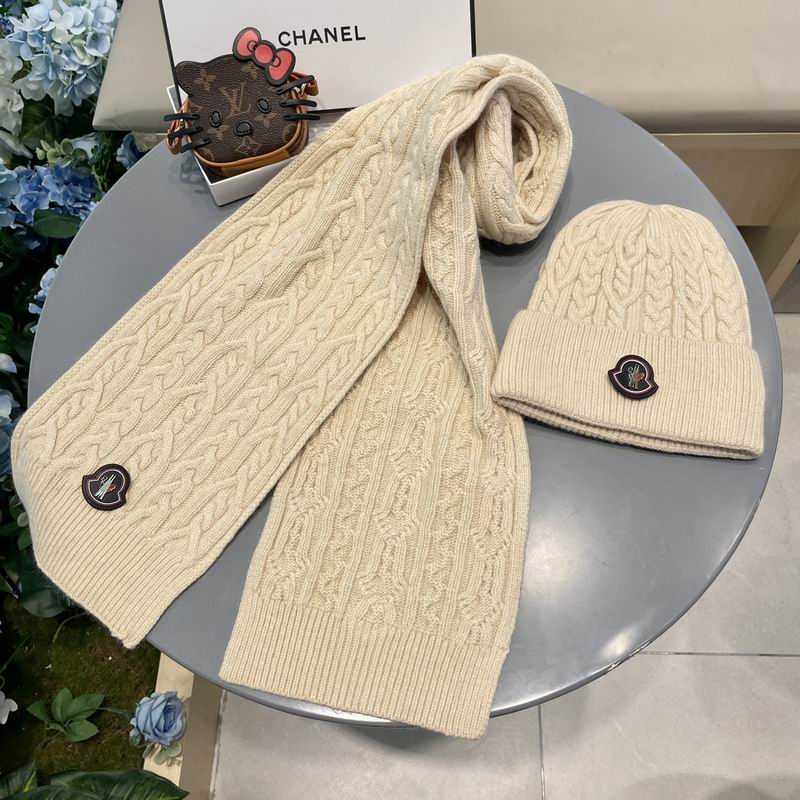 Moncler Scarf Hat (1241)