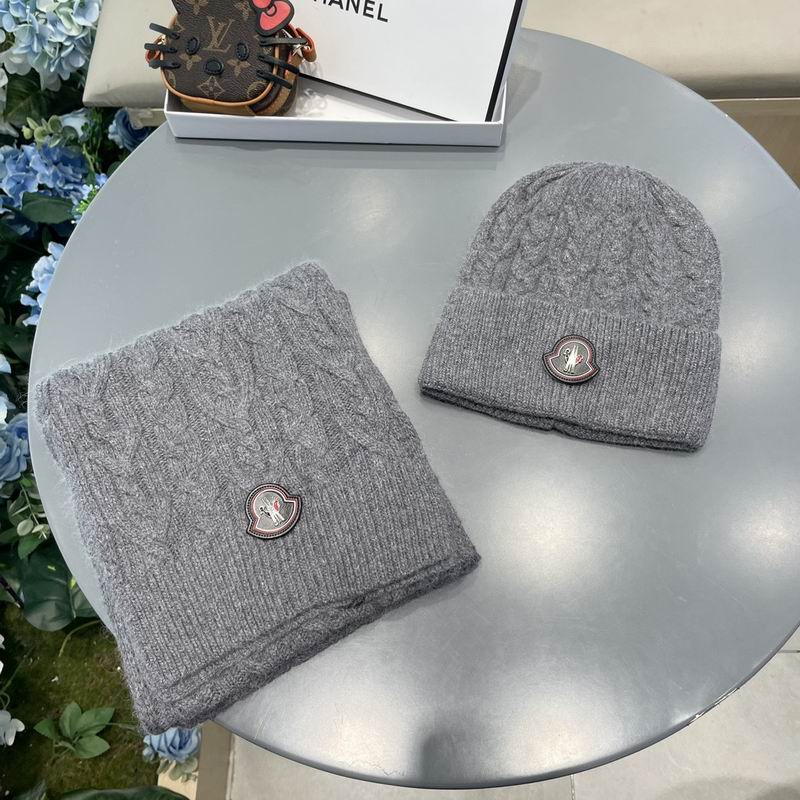 Moncler Scarf Hat (1256)