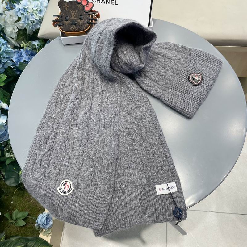 Moncler Scarf Hat (1257)