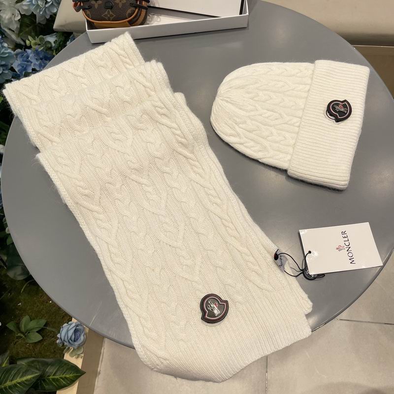 Moncler Scarf Hat (1268)