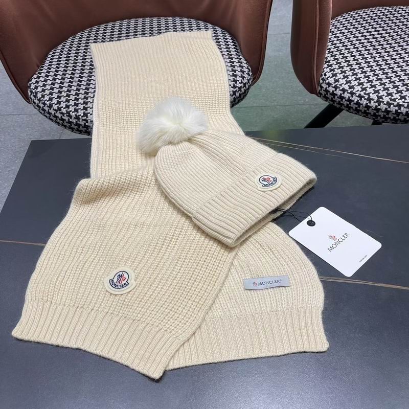 Moncler Scarf Hat (1390)