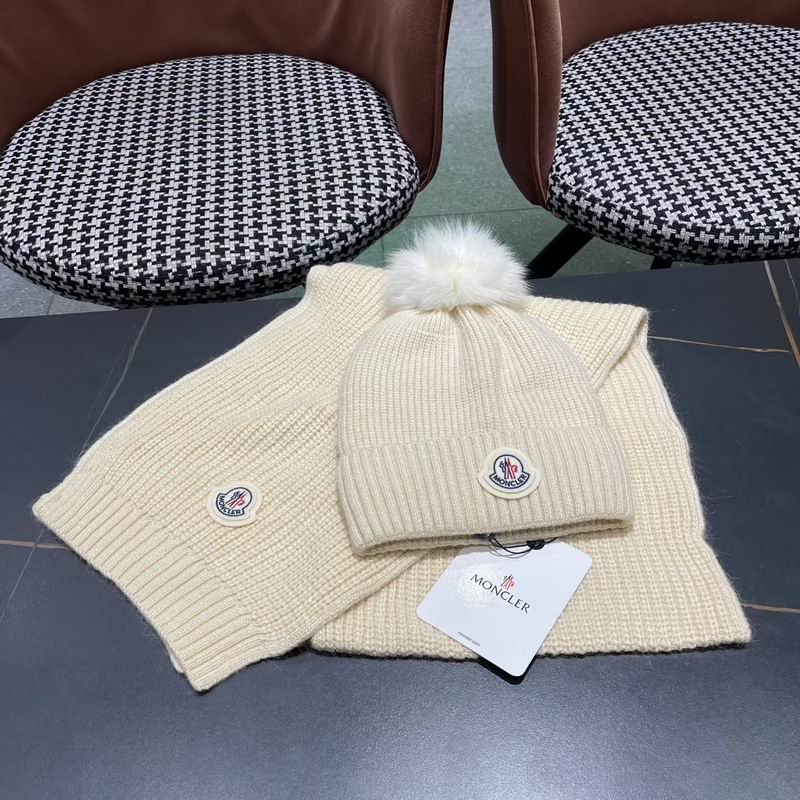Moncler Scarf Hat (1392)
