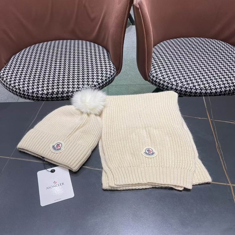 Moncler Scarf Hat (1393)