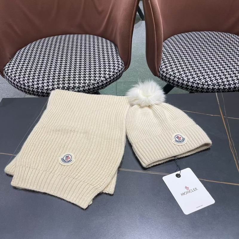 Moncler Scarf Hat (1396)