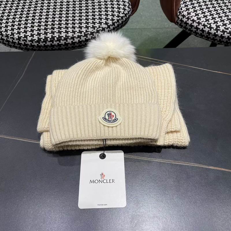 Moncler Scarf Hat (1397)