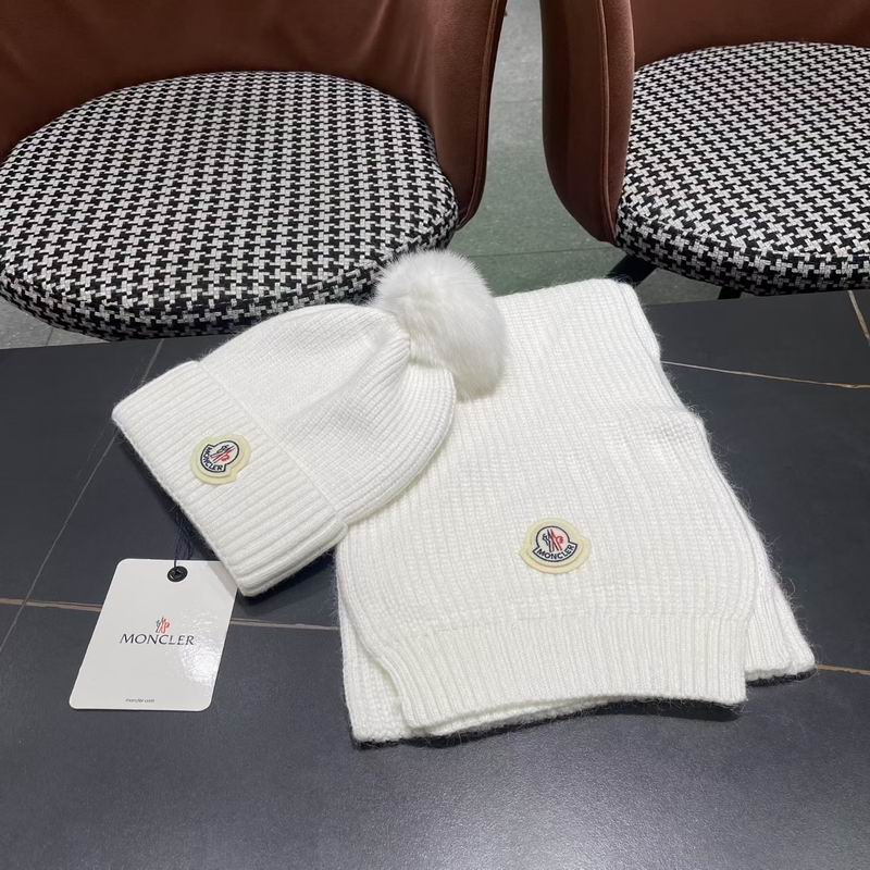 Moncler Scarf Hat (1417)