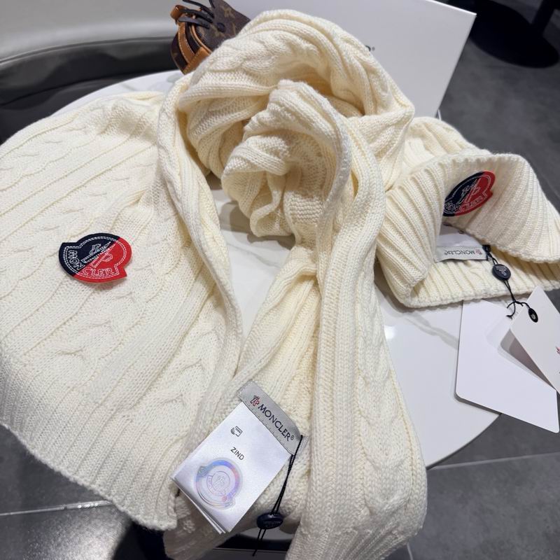 Moncler Scarf Hat (148)