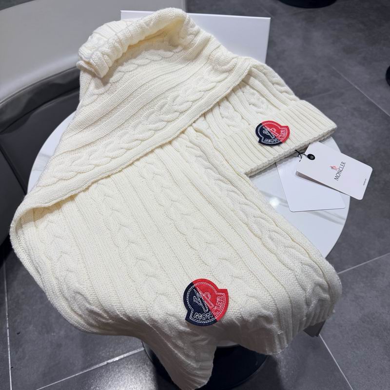 Moncler Scarf Hat (154)