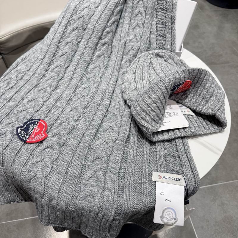 Moncler Scarf Hat (157)