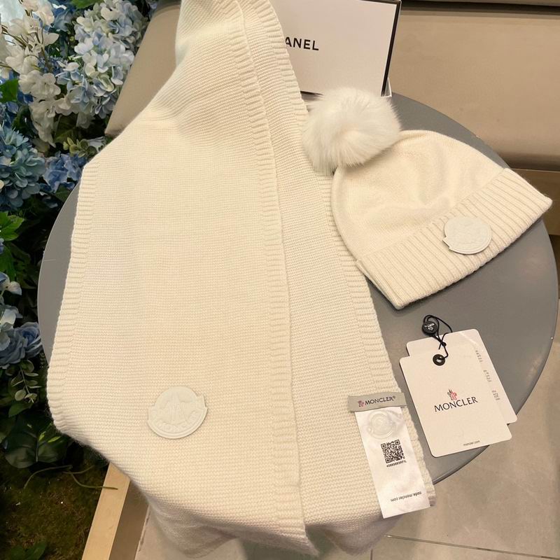 Moncler Scarf Hat (335)