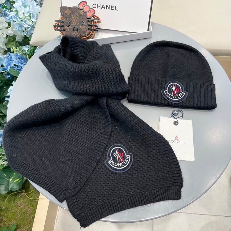 Moncler Scarf Hat (360)