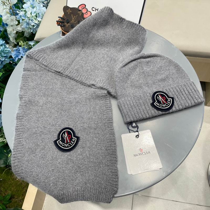 Moncler Scarf Hat (370)