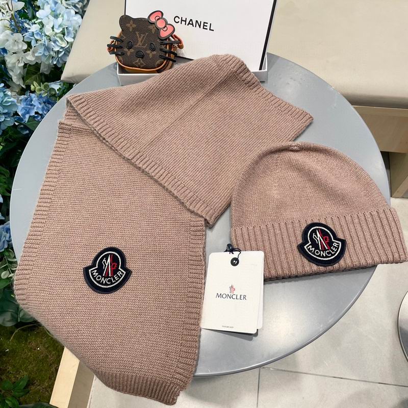 Moncler Scarf Hat (379)
