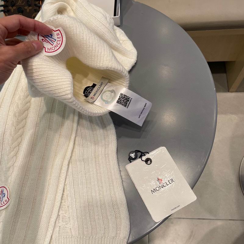 Moncler Scarf Hat (410)